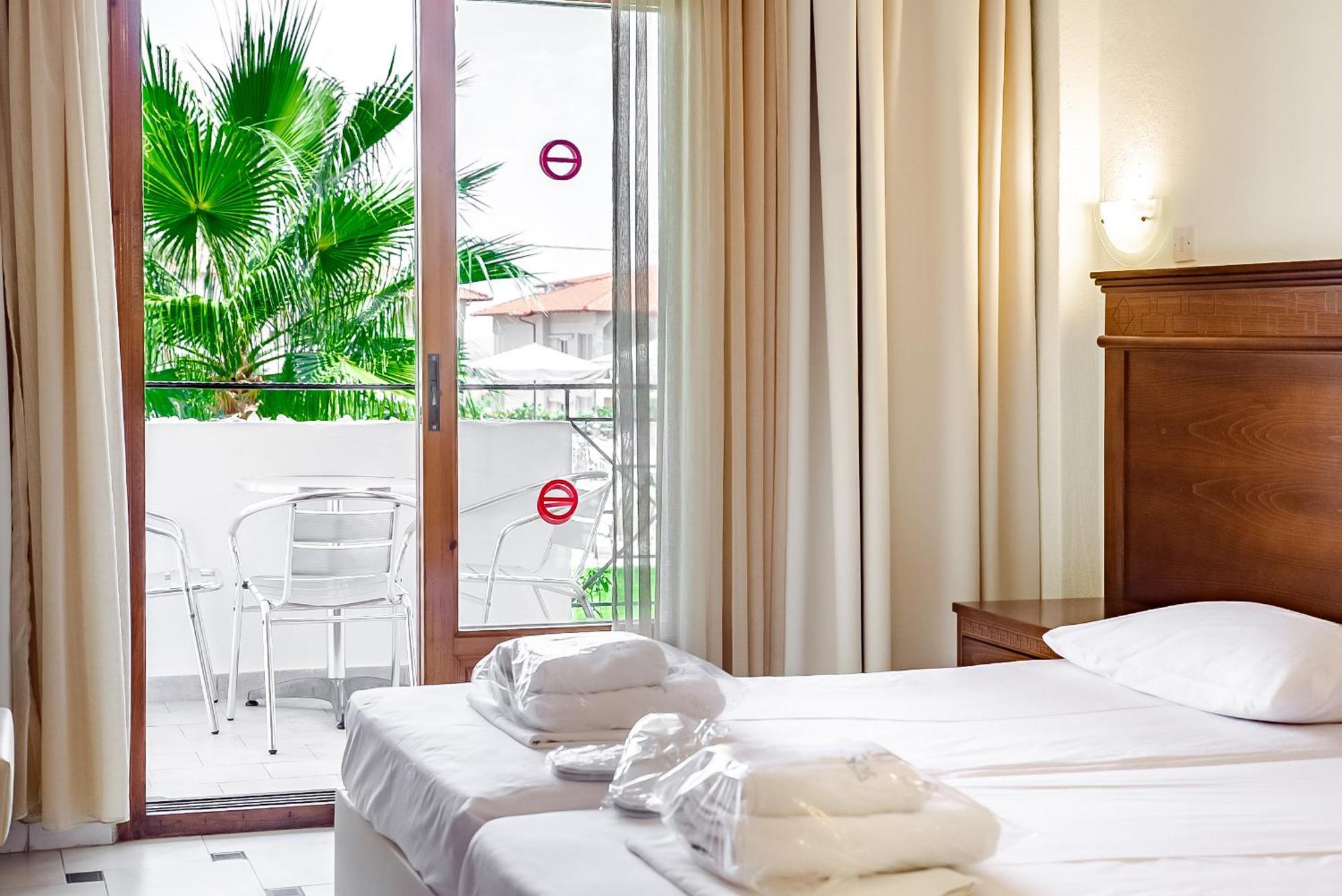 Tresor Sousouras Hotel Hanióti Szoba fotó