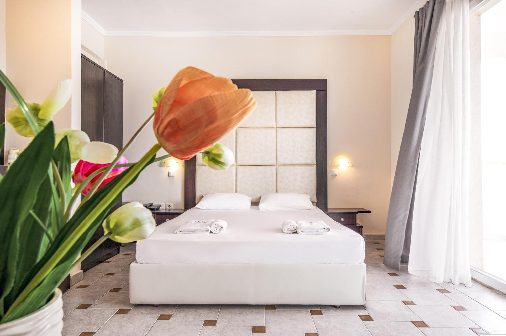 Tresor Sousouras Hotel Hanióti Kültér fotó